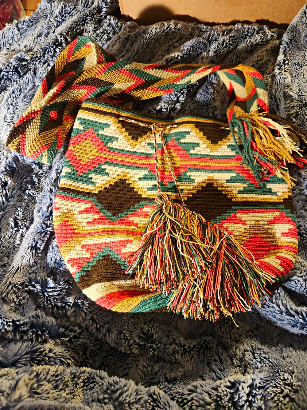 Handmade Wayuu Style Mochila Bucket Bag Geometric Boho Woven Crossbody Tassels